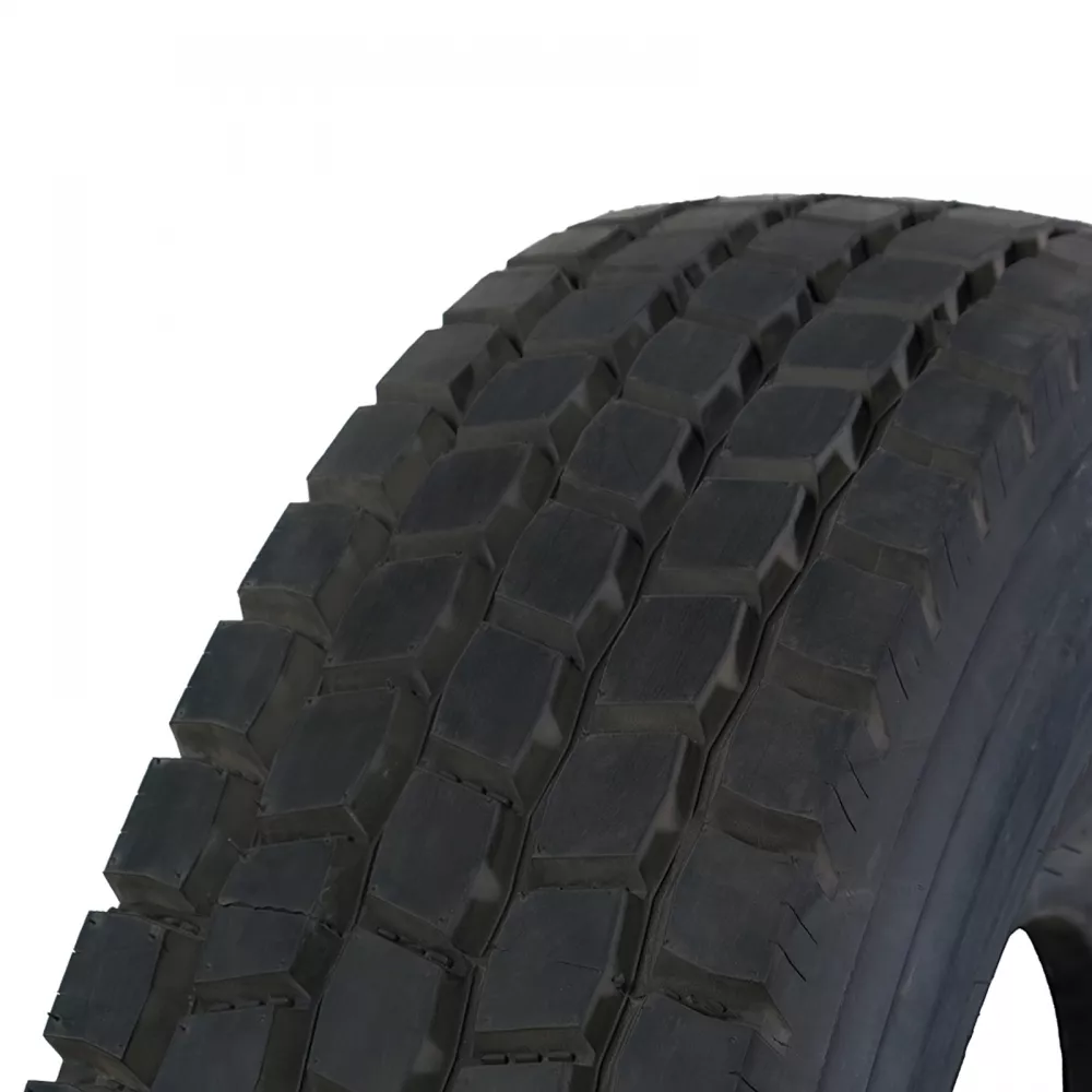  Грузовая шина Blackhawk BAR26 235/75 R17,5 143/141J, Рулевая ось  в Сургуте